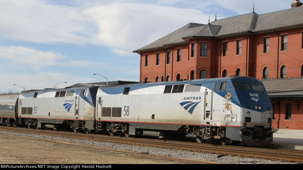 AMTK 58 & 93 bring train P092 into the station